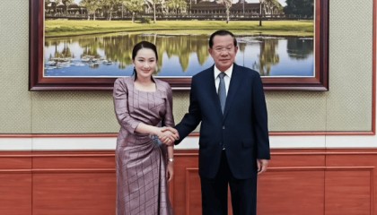 洪森曝出一段录音,佩通坦“自曝家丑”连锁反应,洪森布局让泰国政坛岌岌可危!