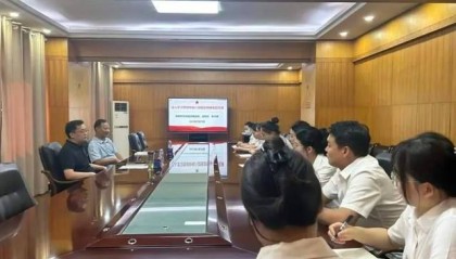 河南省洛阳市司法局党组成员、副局长张小锋到河洛公证处党支部上专题党课