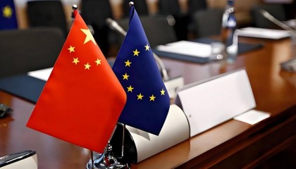 两位欧盟领导人顶着热浪来北京,两手空空走了,中方为何不讨好?