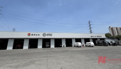 “白天载客晚上拉货”? 郑州公交集团:网传图片为假,但这事儿确实要做