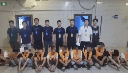 11名“班主任”落网 ,班级群岂能对陌生人敞开大门 | 时评
