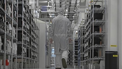 “强制”接管中资芯片企业,荷兰急辩:不是美国让干的,纯属巧合