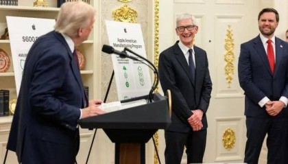 特朗普对进口芯片征税100%:一台美国制造iPhone,可能要卖2.5万元