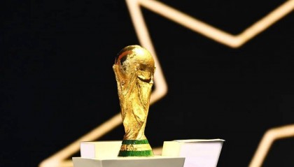 世界杯转播给中国开3亿美元天价、是印度的17倍，央视拒绝