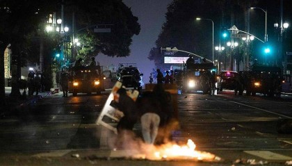 “不想发生内战”,特朗普称如果需要将向加州增派国民警卫队