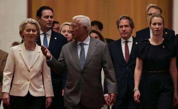 想要反悔不认账？法国指责冯德莱恩“私自签署协议”，遗憾没有更早对美国进行反击