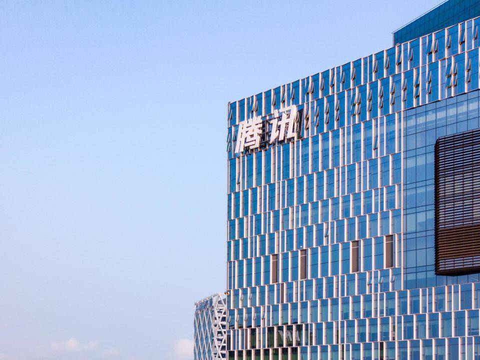 腾讯Q2日均赚7亿,刘炽平:会继续加大AI投入,但不能一味“All in”,买一大堆芯片