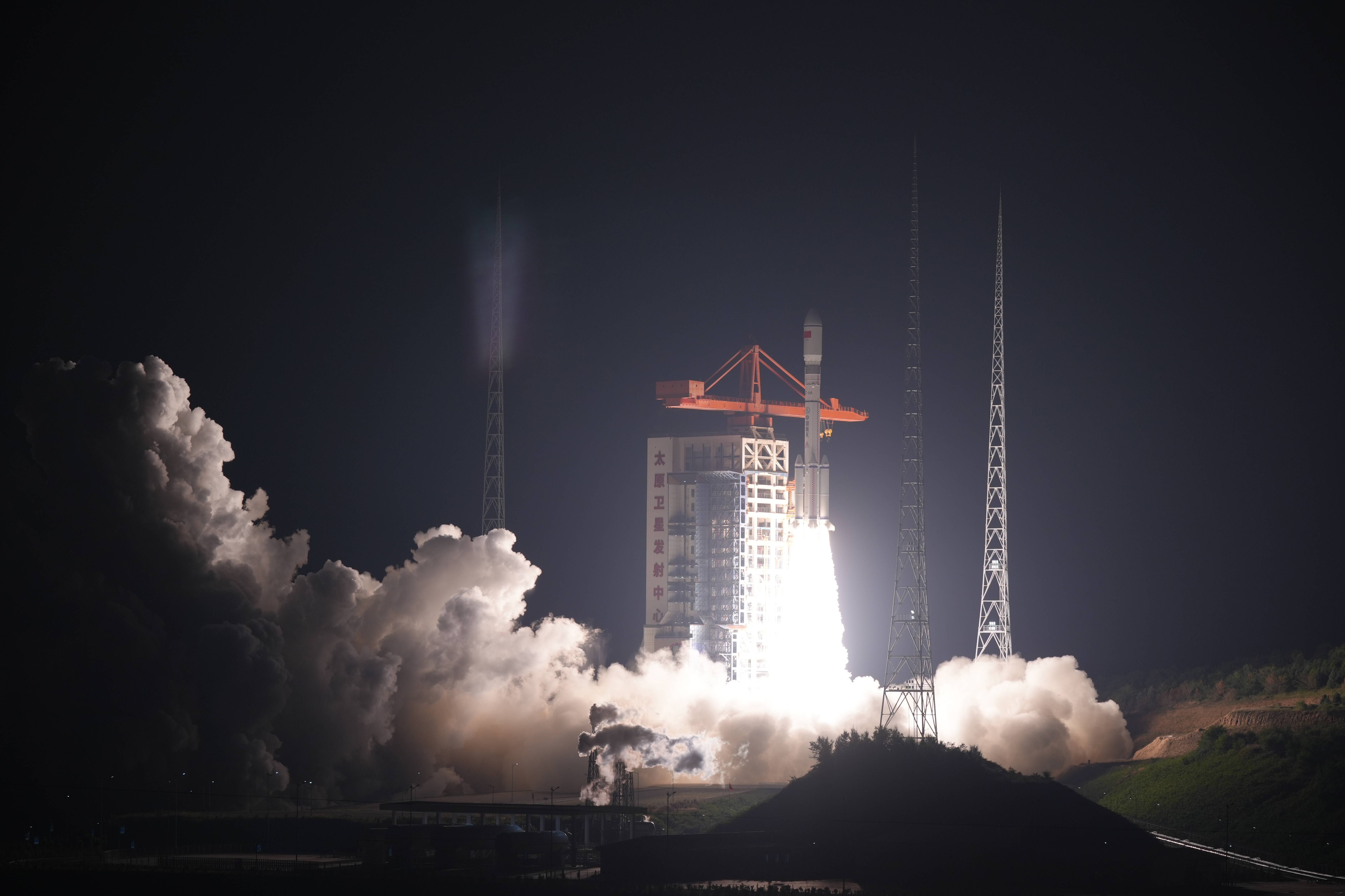 我国成功发射卫星互联网低轨09组卫星
