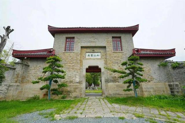 长沙李默庵故居将再次拍卖，起拍价960万元，此前一买家2913万元拍下但因资金问题未成交