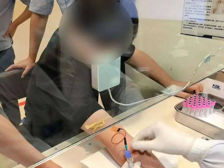 杭州男子酒后开辅助驾驶,在副驾睡着了……拘役一个月十五日