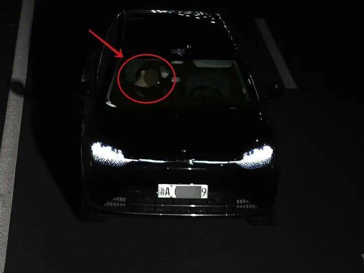 杭州男子酒后开辅助驾驶,在副驾睡着了……拘役一个月十五日