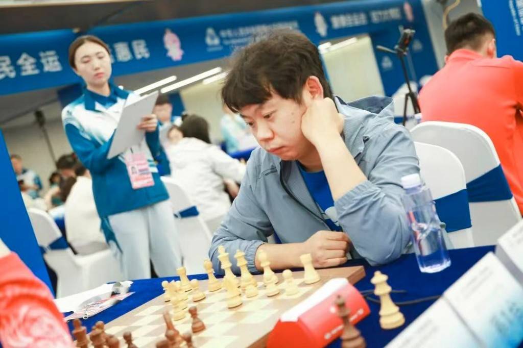 黑龙江代表团首金诞生 !王皓夺得十五运会国际象棋冠军