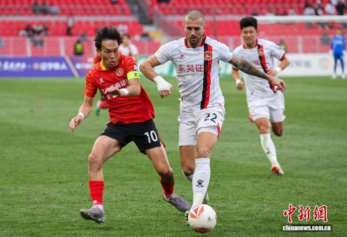 中甲：辽宁铁人队主场胜苏州东吴队