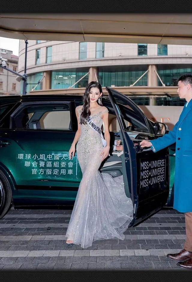 山东日照女孩赵娜获环球小姐中国总冠军