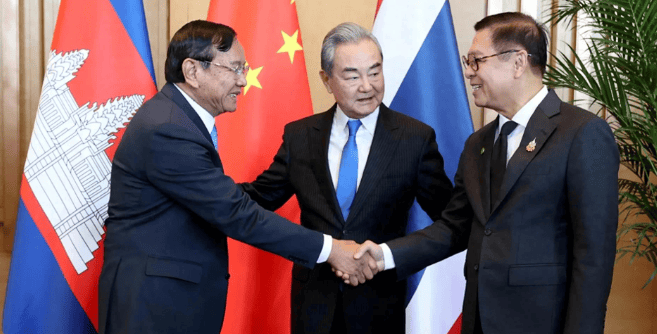 柬埔寨接收了39辆中国坦克后，泰国也开始心动，想买护卫舰，但提出苛刻条件！